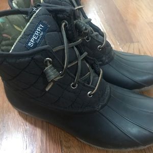 Sperry Buck Boots (Women’s)